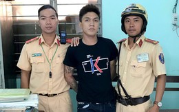 Tên cướp bị phát hiện khi ẩn nấu cùng người yêu trong khách sạn