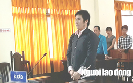 Dùng 2 con dao đâm chết 'vợ hờ' rồi đi đầu thú