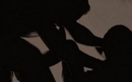 Bắt nghi phạm hiếp dâm cô giáo đang trực hè ở trường