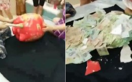 Đập lợn đất nuôi hơn 10 năm làm quà cưới cho con, bao cô gái nhào vào hỏi: 'Nhà cô còn con trai không?'