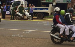 Chở con đi thi THPT quốc gia, mẹ bị ô tô tông nguy kịch
