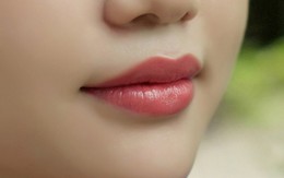 Đâm người tại cơ sở thẩm mỹ vì sửa môi không như ý