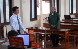 Ông già 62 tuổi quen thói dâm ô với trẻ em