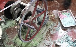 Sản xuất ma túy bằng thuốc sâu, hóa chất