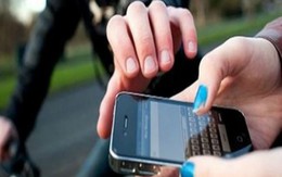 Mẹ ngã xe khi đuổi theo kẻ cướp giật làm con nhỏ tử vong