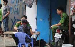 Người đàn ông đâm chết bạn trong cuộc nhậu rồi gọi điện báo cho chủ phòng trọ