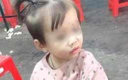 Bé gái 2 tuổi mất tích bí ẩn khi đứng chơi trước nhà