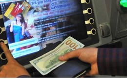 Du khách bị đâm trọng thương khi đứng rút tiền tại ATM