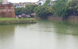 Huế: Người đàn ông chết bất thường dưới chân thành cổ nghi bị đuổi đánh