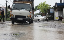 Dân khốn khổ vì “bẫy tử thần” sau mưa ở Hải Phòng