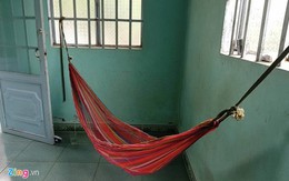Cho thôi việc phó trưởng công an xã bị tố sàm sỡ nữ sinh