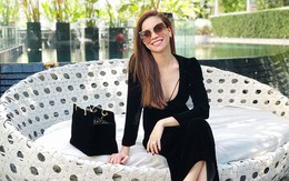 10 cách diện đầm ôm gợi cảm như sao Việt
