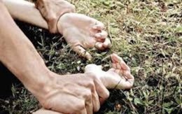 Một phụ nữ bị cướp hiếp dâm trên đường vắng