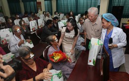 400 bệnh nhân khó khăn được mổ mắt miễn phí