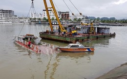 Tàu du lịch bị đắm ở vịnh Hạ Long do thuyền trưởng... ngủ quên!