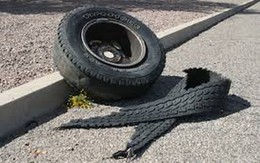 Lốp ô tô khách bất ngờ phát nổ, chủ gara tử vong tại chỗ