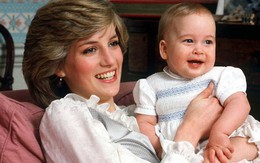 Công nương Diana: Tiếc cho cuộc đời lừng lẫy của bông hồng nước Anh, thất bại trong hôn nhân nhưng nguyện dành cả cuộc đời hết lòng vì con cái
