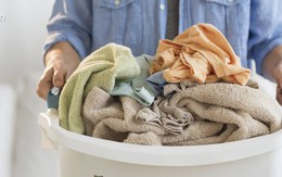 Mưa tầm tã suốt ngày, cứ giặt phơi theo 10 mẹo này đảm bảo quần áo khô cực nhanh