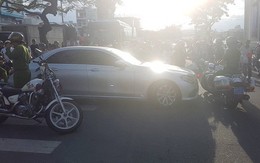 Kiều nữ lái xế sang trong tình trạng phê 'bóng cười'