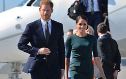 Harry-Meghan từng đi du lịch bằng vé phổ thông, ngồi ghế gần toilet