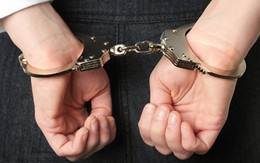 Bắt nghi phạm dùng dao đâm chết bạn gái