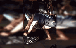 Vợ ôm theo con nhỏ bắt quả tang ngoại tình, chồng một mực ôm chặt và bênh vực nhân tình ngay trên phố Hà Nội gây xôn xao