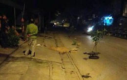 Hà Nội: Bàng hoàng phát hiện hai nam thanh niên thương vong cạnh chiếc xe máy lúc nửa đêm
