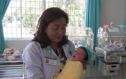 Bé gái mới sinh bị mẹ ruột nhẫn tâm bỏ rơi tại bệnh viện