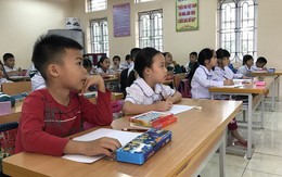 Hà Nội: Học sinh học 4 ngày/tuần vì quá tải