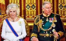 Bà Camilla từng bị Nữ hoàng Anh gọi là “người phụ nữ xấu xa” và đề nghị Thái tử Charles ly hôn vì không thể chấp nhận được nữa