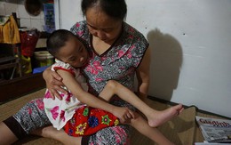 Vụ cháy kinh hoàng gần Bệnh viện Nhi Trung ương: Nghị lực phi thường của người mẹ già cứu đứa con nuôi tật nguyền