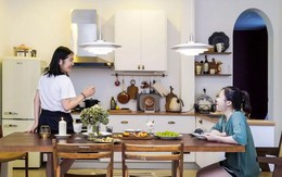 Hai nữ sinh trường kiến trúc đầu tư thuê hẳn căn biệt thự để ở và biến nó thành không gian sống đẹp mê mẩn