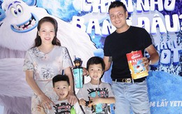 Vợ chồng Đan Lê, Thúy Hạnh đưa các con đi xem phim cuối tuần