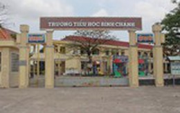 Kỷ luật cảnh cáo cô giáo quỳ gối xin lỗi phụ huynh