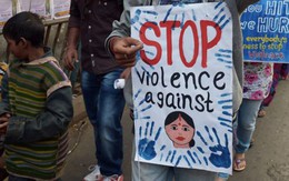 Bé gái Ấn Độ 9 tuổi bị anh trai cưỡng hiếp, sát hại