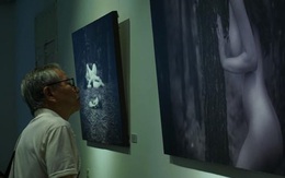 Triển lãm ảnh nude nghệ thuật đầu tiên tại Hà Nội: Đông người xem nhưng vẫn bị chê