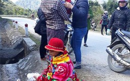 9 cô giáo tiểu học thành bà đỡ đẻ cho sản phụ vỡ ối bên đường