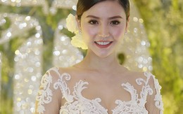 Ngọc Duyên rạng rỡ bên chồng đại gia 43 tuổi trong tiệc cưới ở Hà Nội