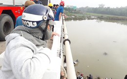 Thanh niên 'mất tích', để lại điện thoại và xe máy trên cầu