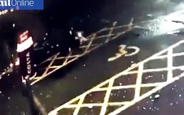 Tưới xăng đốt cây ATM để cướp tiền, tên trộm nhận ngay cái kết ‘đắng lòng’
