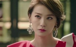 Cô dâu tái mặt vì đến giờ cử hành hôn lễ thì chú rể cùng người mai mối biến mất