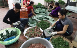 Cơ sở nem làm hơn 1.000 chiếc mỗi ngày dịp gần Tết