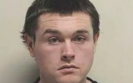 27 tuổi vẫn "còn trinh", thanh niên Mỹ nổi khùng đòi đi bắn giết phụ nữ