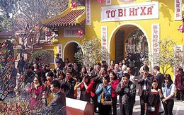 Giáo viên không được đi lễ hội trong giờ hành chính
