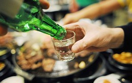Uống rượu liên quan đến 7 bệnh ung thư, uống thế nào để không hại sức khỏe?