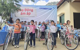 Eximbank tặng quà và bàn giao đường bê tông nông thôn tại Trung Hòa tỉnh Bắc Kạn