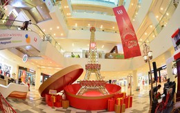 Nhãn hàng LU thực hiện tháp Eiffel bằng bánh cao 8m đạt kỷ lục cao nhất Việt Nam