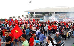 Bắt quả tang 6 "cò vé" trước trận Việt Nam – Malaysia