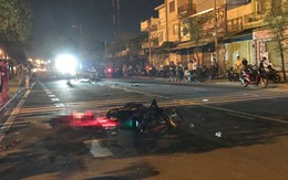 Hai xe máy tông trực diện, 3 người thương vong trong đêm ở TP.HCM