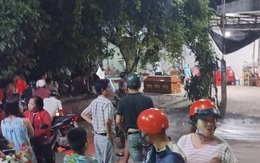 Con nợ nần, cha bị đặt quan tài trước nhà